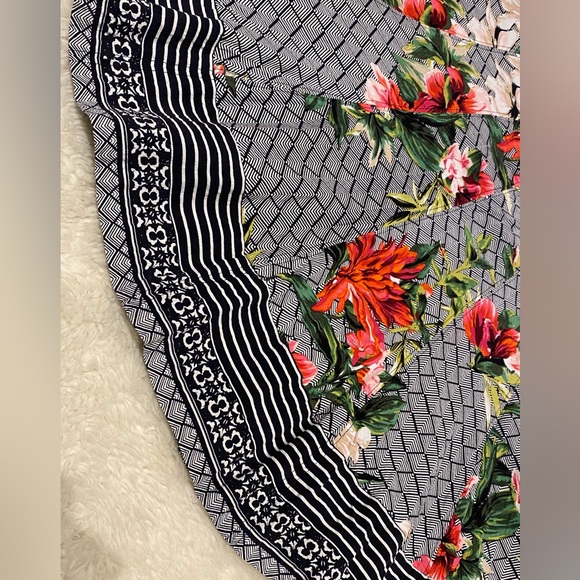 White House black market skirt women’s size 8 - Picture 3 of 8